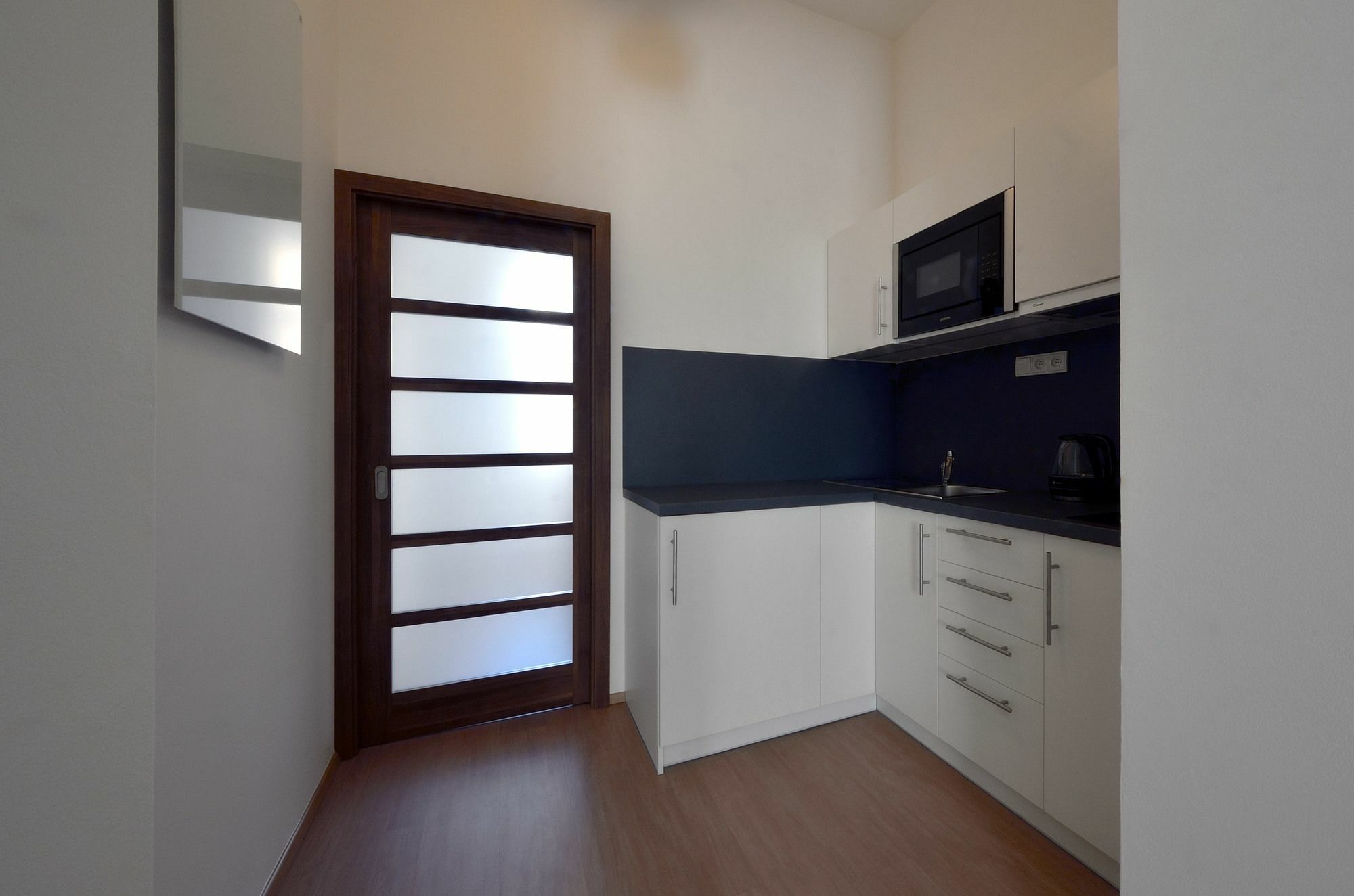 Downtown Suites Chlumova Praha Bagian luar foto
